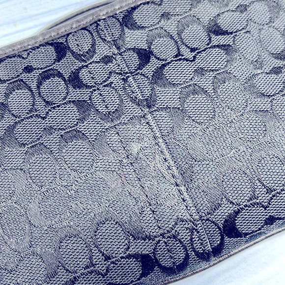 🌺 COACH SLIM BLACK POCKET LEATHER AND CANVAS SIGNATURE C WRISTLET BAG VINTAGE - Picture 6 of 7